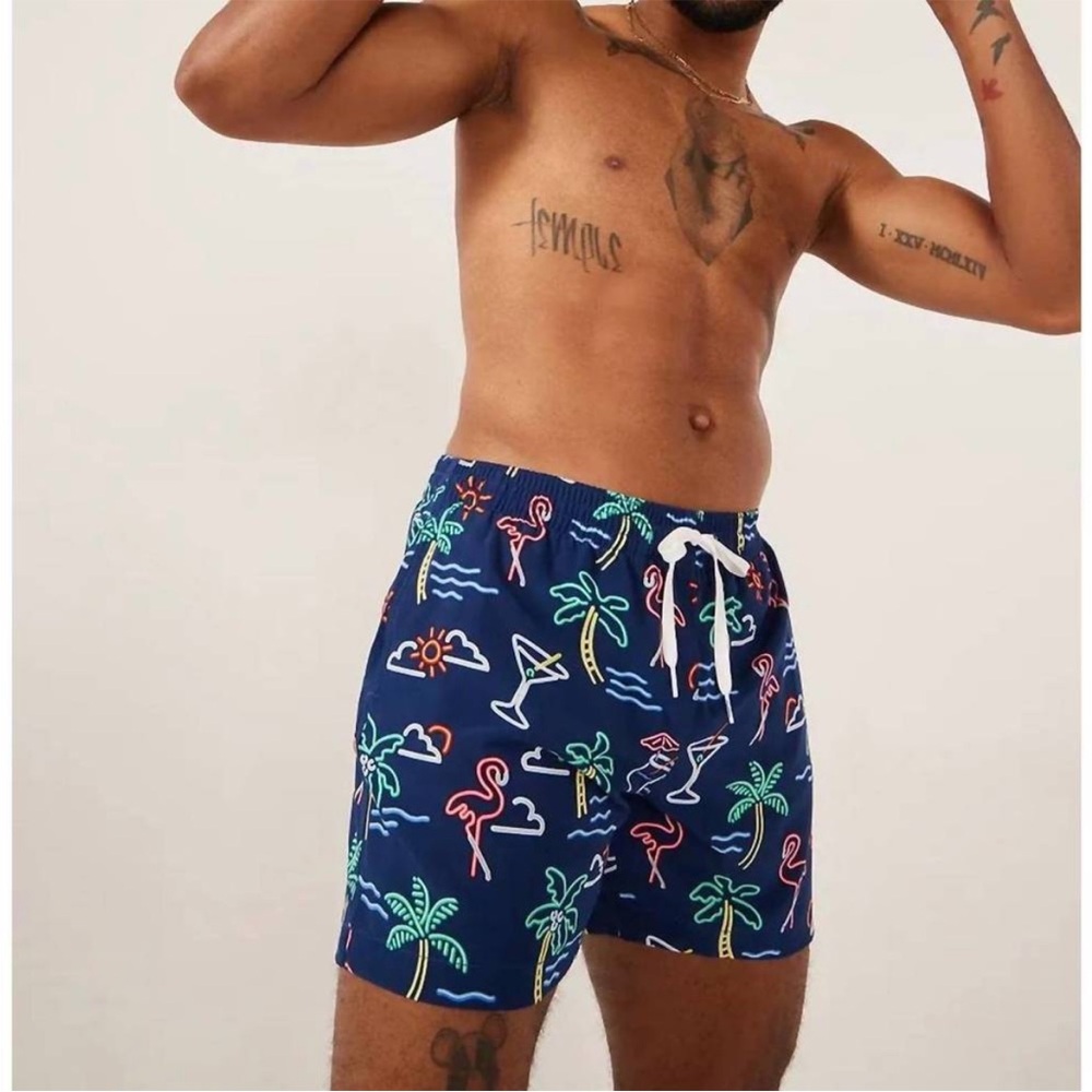 Chubbies The Neon Lights 7” Stretch Swim Trunks Men’s Medium Tropical Neon Print